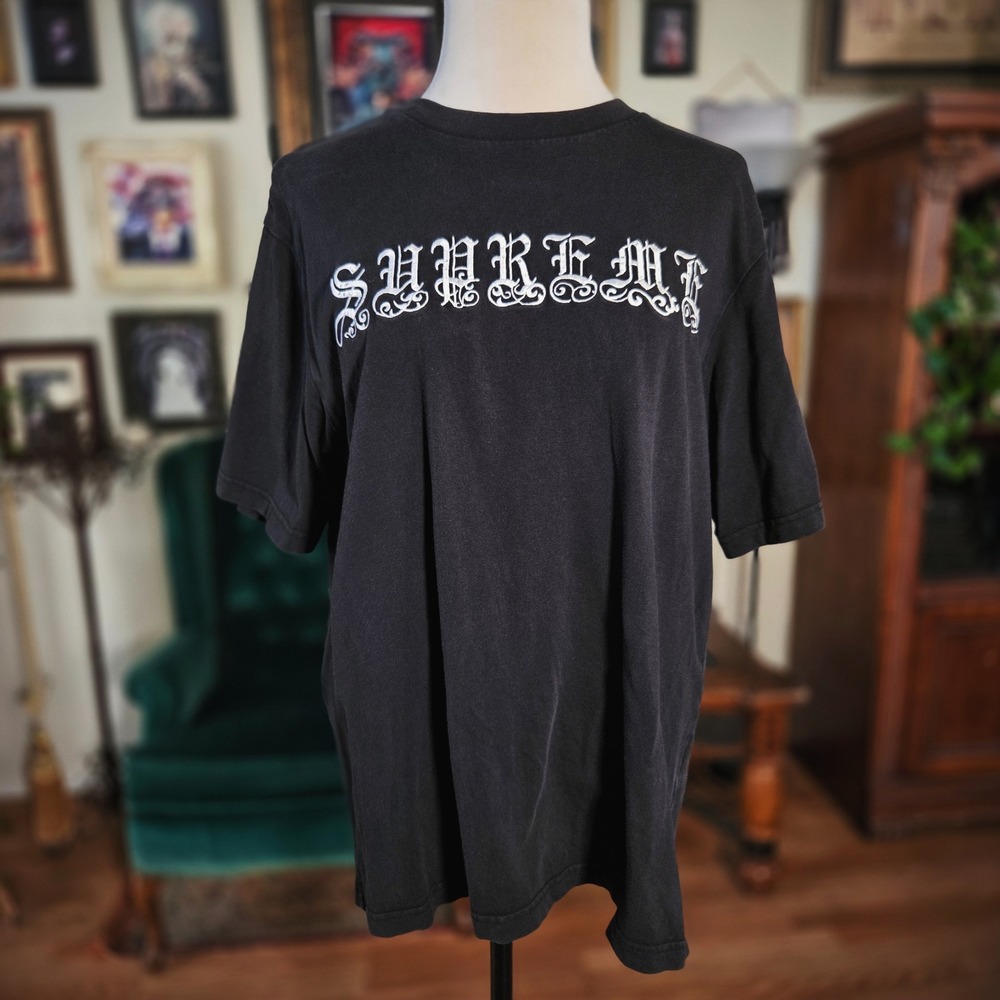Supreme Rhinestone Logo T-Shirt Black Gothic Logo Streetwear Made in Portugal